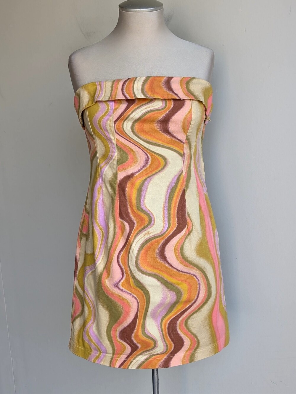 Retro Wavy Strapless Tube Mini Dress
